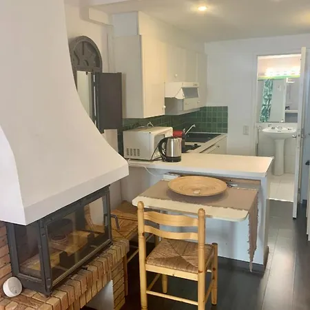 شقة Bnb Renting Studio In The Heart Of Old أنتيب